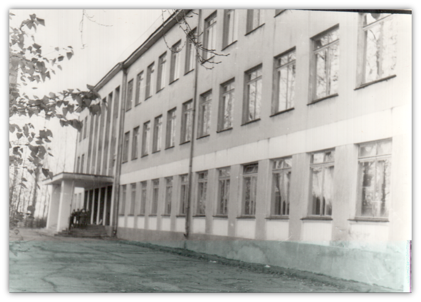 Фотография школы.